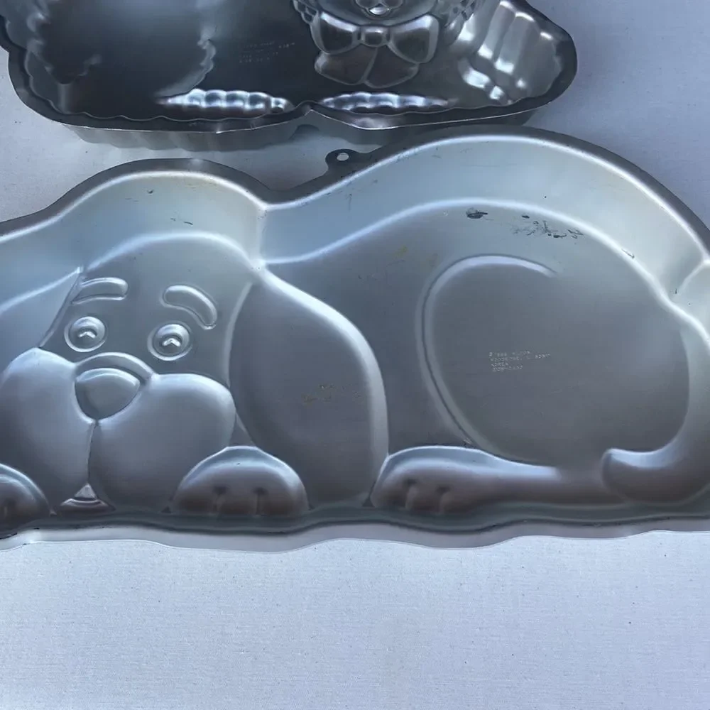 Wilton Vintage Cake Pans Sheep And Dog